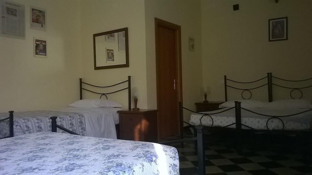 Camere Del Re Tarquinia Exterior foto